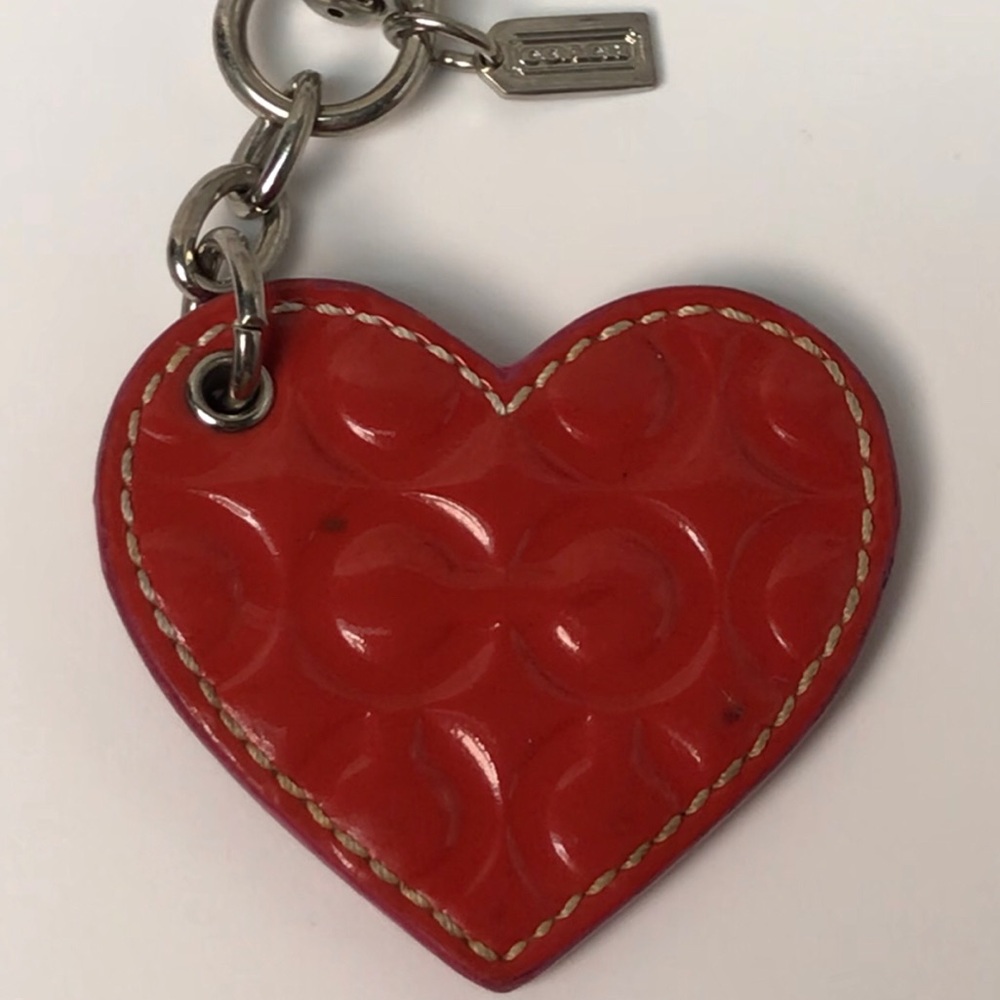COACH 2009 OP Art Heart Keychain/ Bag Charm โฅ๏ธ - Picture 4 of 10